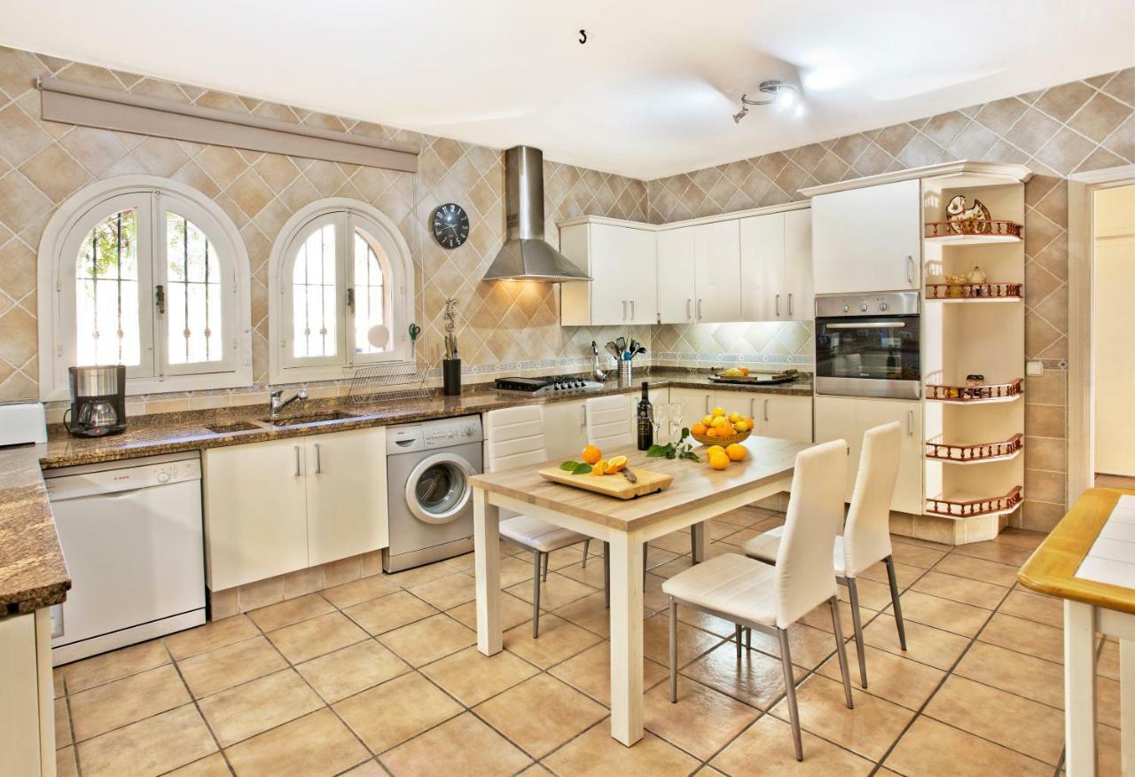 Villa Tranquilla Estepona Ngoại thất bức ảnh